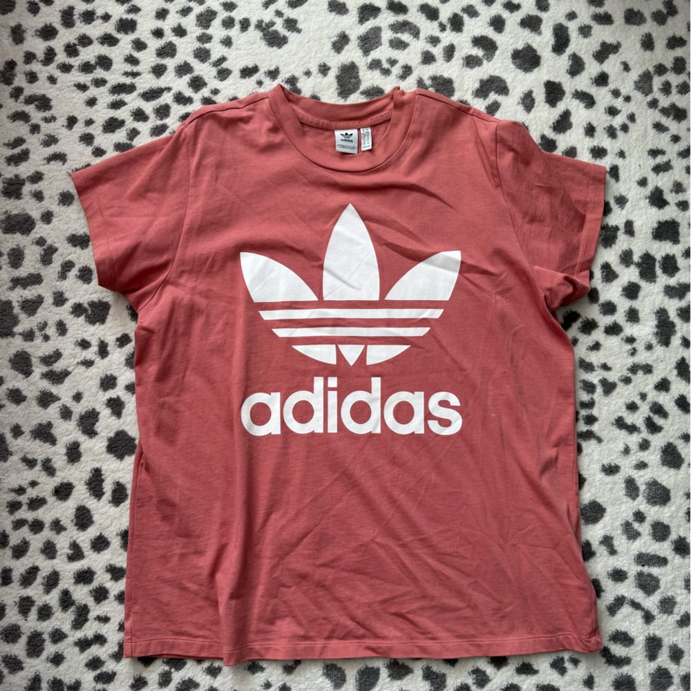 Women’s Adidas Oversized T-Shirt : Pale Pink : Size Lg : Worn Once - Picture 2 of 4